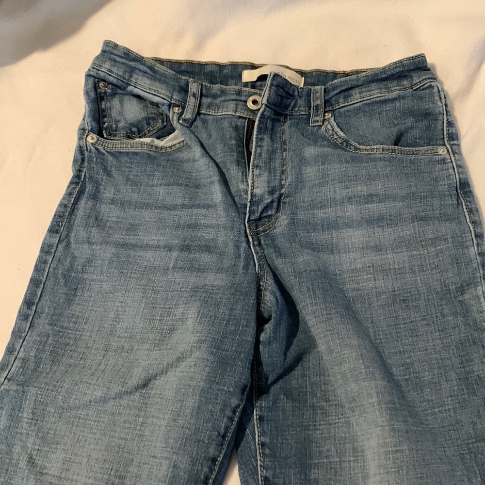 Light wash jeans